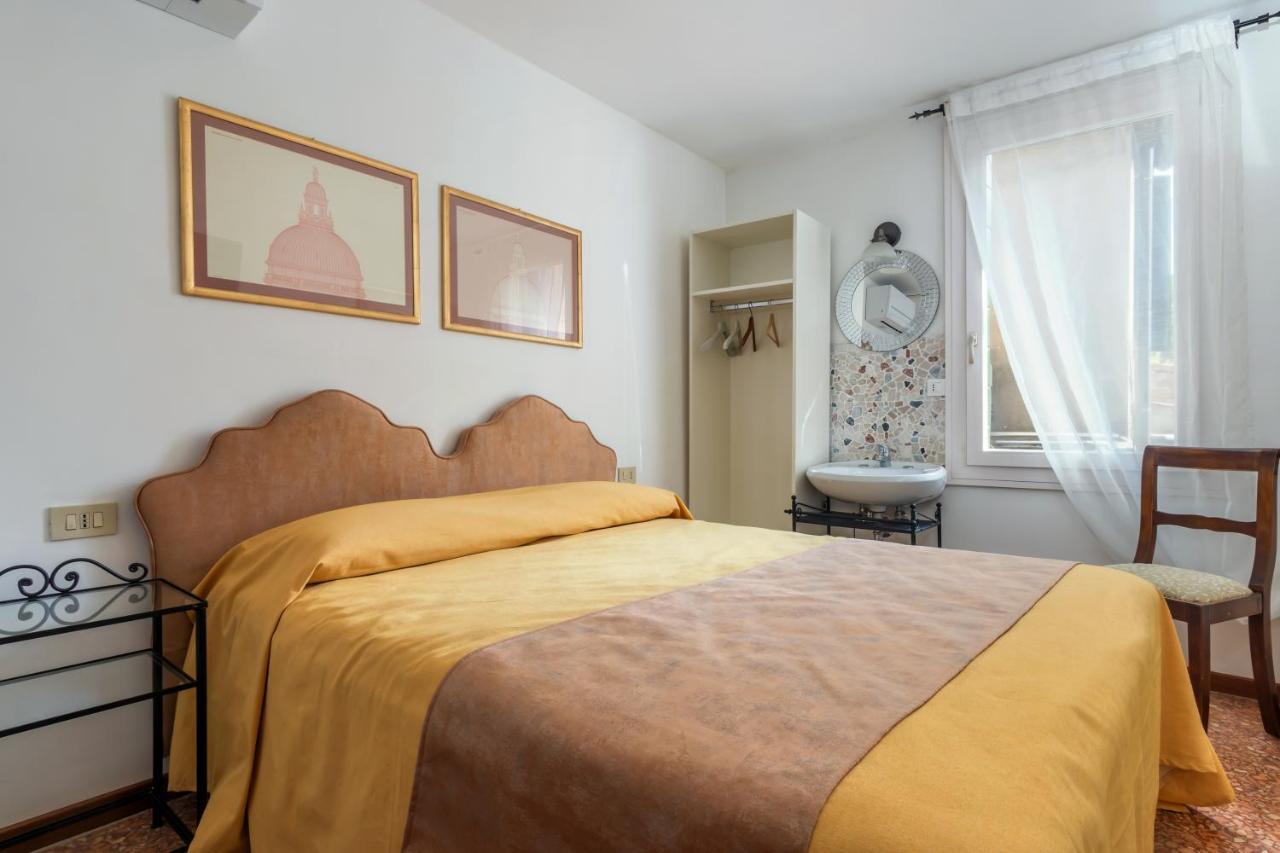 Hotel Casa Boccassini Βενετία Εξωτερικό φωτογραφία